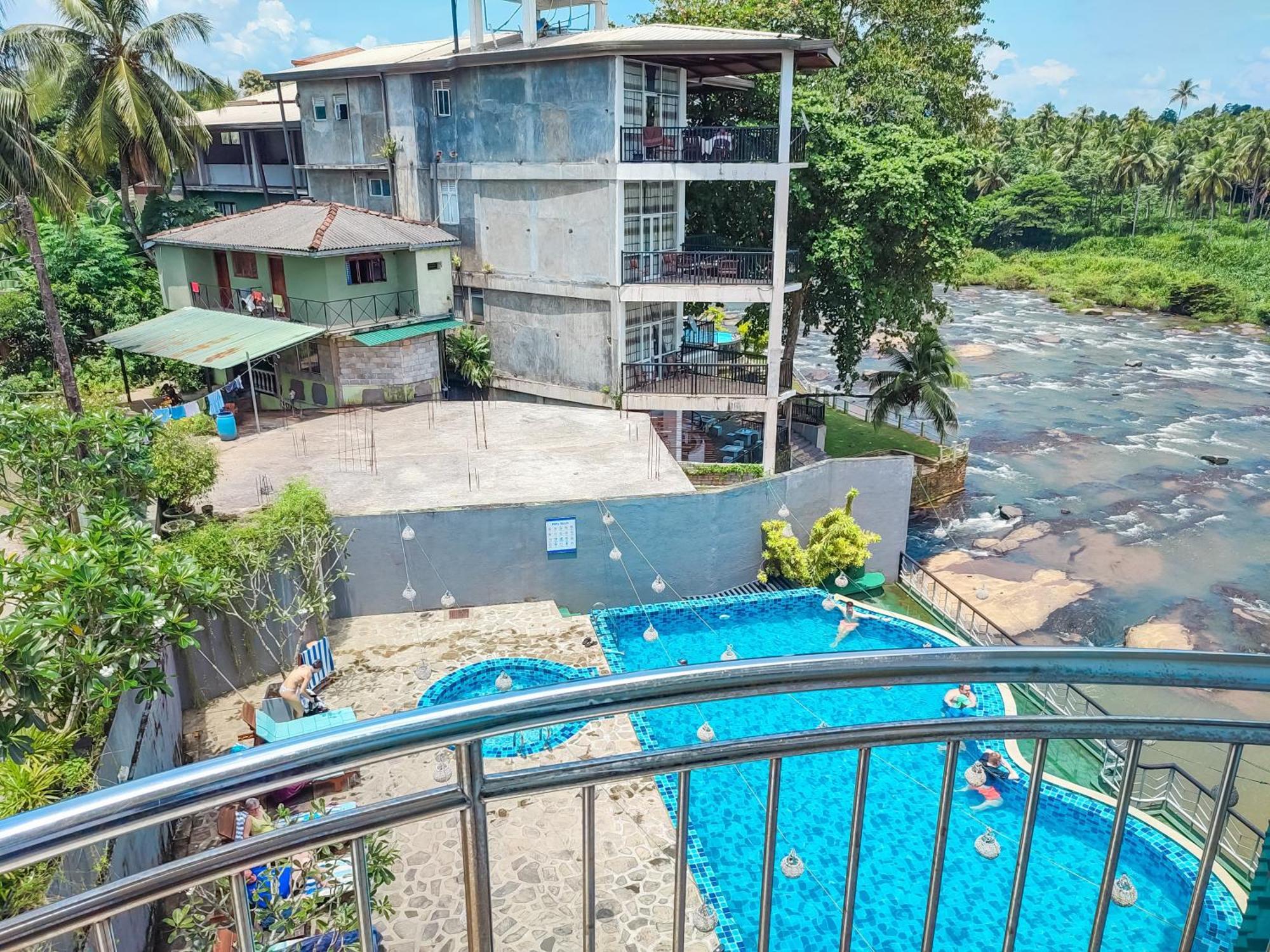 Hotel Elephant Park - New Deal! Half Off Airport Pickups Available Pinnawala  Buitenkant foto