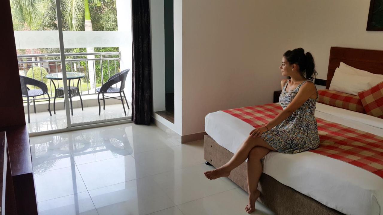 Hotel Elephant Park - New Deal! Half Off Airport Pickups Available Pinnawala  Buitenkant foto